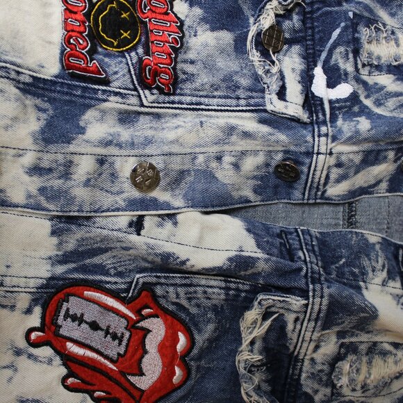 VEST - Picture 9 of 12